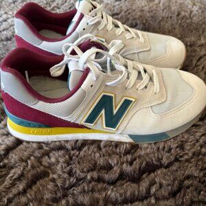 New Balance shoes in excellent condition.